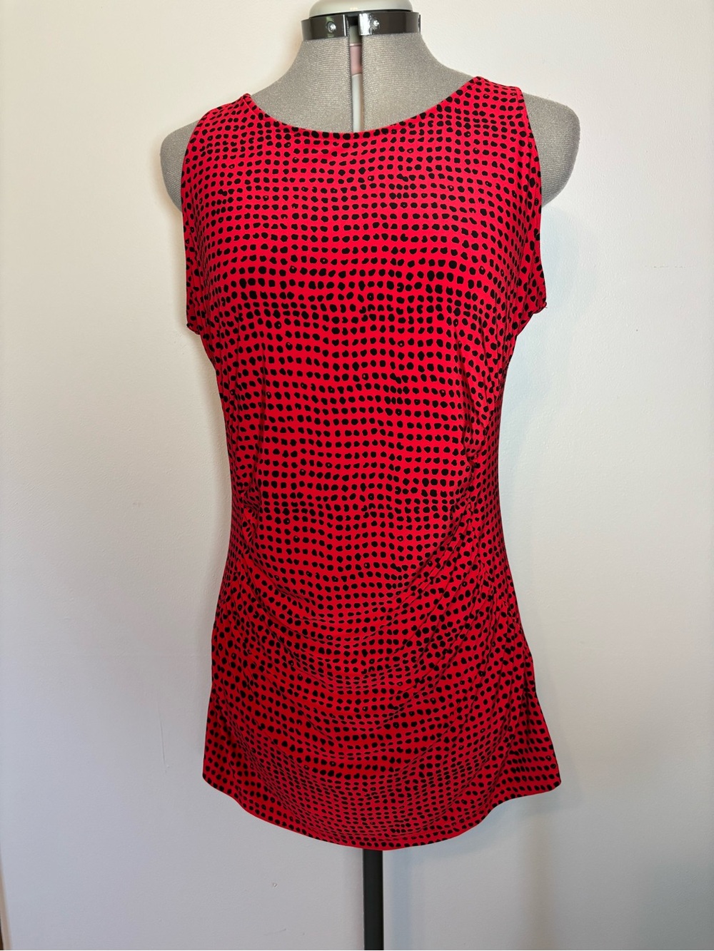 The Limited Red Sleeveless Polka Dot Tunic - Large
